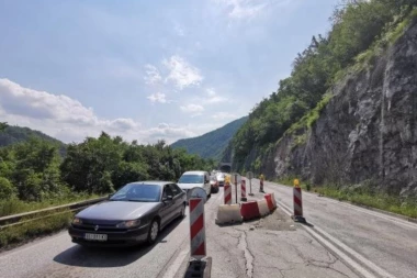 Ova deonica u nedelju potpuno obustavljena za saobraćaj: Vozila mogu samo alternativnim putnim pravcem!