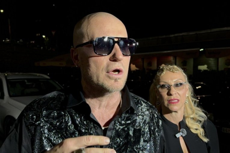 POSLEDNJA PORUKA MINE KOSTIĆ LEDI KRV U ŽILAMA! Neši iz grupe Twins poslala samo OVO: Sad joj ne radi telefon! (VIDEO)