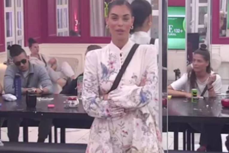 Mina Vrbaški Elita 9