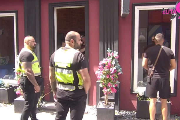 MAKLJAŽA U EMISIJI - UČESNICA NASKOČILA NA BIVŠEG, OBEZBEĐENJE OPKOLILO IMANJE! On jedva uspeo da se iščupa iz njenih kandži!