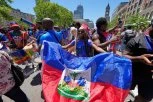 NAVIJAČKI I FUDBALSKI "RAT":  Namučeni Haićani i bučni Škoti "zapalili" Boston!
