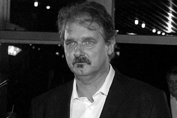 "TAJ KRIK NIKADA NEĆU ZABORAVITI" 10 GODINA OD MANDINE SMRTI! Glumac pao na bini, a onda je usledila scena koja LEDI KRV U ŽILAMA!