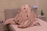 "BOLI ME DOLE, HAJDE NA POSAO": Jezivi jauci Maje Marinković - zakukala na sav glas, pa naredila Asminu da se BRUTALNO IŽIVI! (VIDEO)