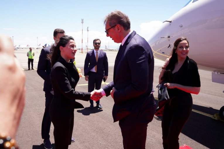 Vučić stigao u Gruziju