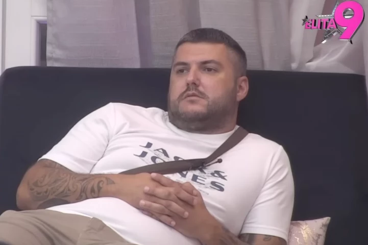 ŠOK-BOMBA, ASMINU DURDŽIĆU ODUZETI SVI HONORARI! Saopštena informacija na Pinku, boravio je u rijalitiju za džabe!