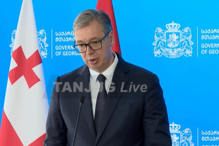 ZAJEDNIČKO OBRAĆANJE IZ GRUZIJE - Predsednik Vučić i premijer Kobahidže uživo!