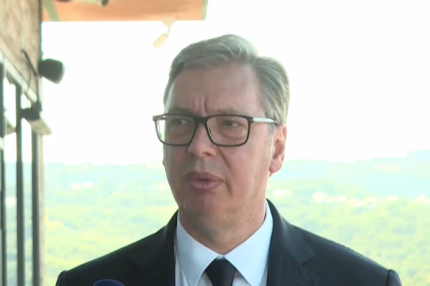 JOŠ 15 DANA ZA NIS! Vučić iz Gruzije: Imam dojavu iz Vašingtona