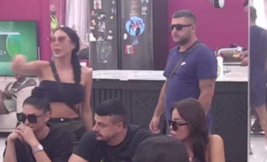 BRUTALNO ZAKUCAVANJE STANIJE DOBROJEVIĆ: Jednim potezom DEMOLIRALA Asmina, Aneli doživela NERVNI SLOM!