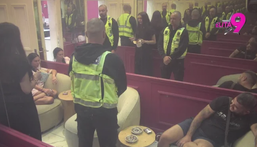 MISLI DA JE TRUDNA, A NASKAČE NA ASMINA: Obezbeđenje jedva obuzdalo PODIVLJALU Maju, Durdžić je šalje POD OSTROG! (VIDEO)