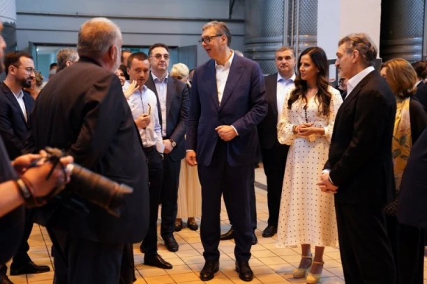 ZAVRŠENA POSETA GRUZIJI: Predsednik Vučić obišao manastir Sveti Đorđa u Alaverdiju