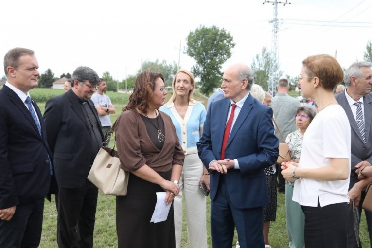 Selo Šupljak