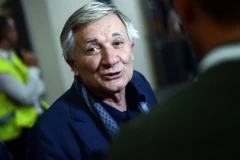 TUGA! Kolege zaboravile Novicu Zdravkovića - grob mu ne obilaze, a kunu se u njega!