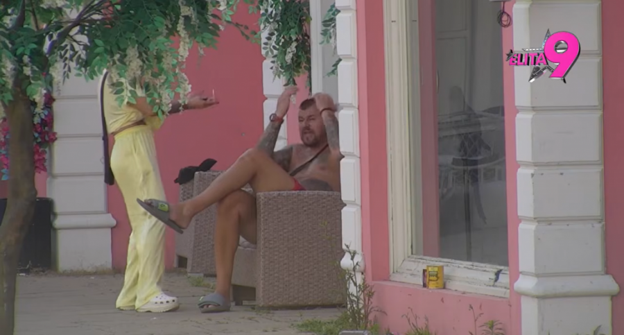 JANJUŠ U BESU UNAKAZIO VANJU ŽIVIĆ: Starleta zabrinuta za svoje silikone posle sukoba - MUKOTRPNI BOLOVI! (VIDEO)