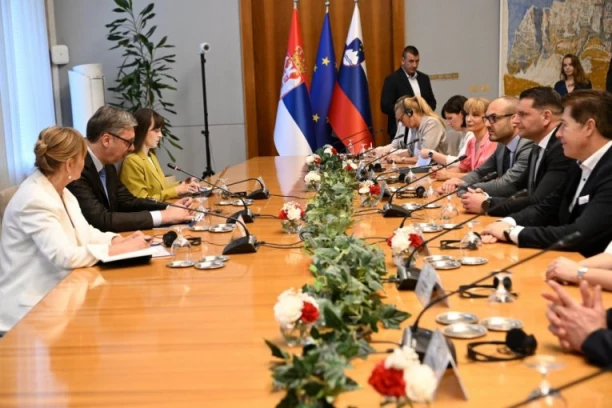 Vučić se sastao sa predsednikom Državnog zbora Slovenije Stevanovićem