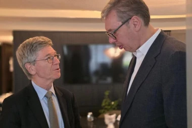 ISTORIJSKA ŠANSA! Vučić sa Saksom na radnom doručku: Srbija ima potencijal za snažniji tehnološki i ekonomski razvoj! (FOTO)