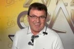 MIKICA GAČIĆ JOŠ UVEK NIJE UPOZNAO TRUDNU SNAJKU: Iz novina saznao za pol unučeta: Goga i deca su kod nas... (VIDEO)