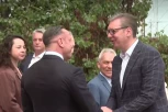 VUČIĆ OBILAZI NOVI DISPEČERSKI CENTAR! Predsednik stigao u Makiš!