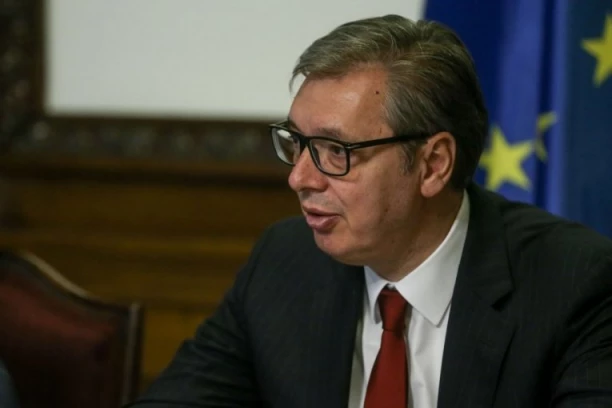 Vučić sutra na prikazu novih sredstava Vojske Srbije u Batajnici: Uslediće gađanje na Pasuljanskim livadama!