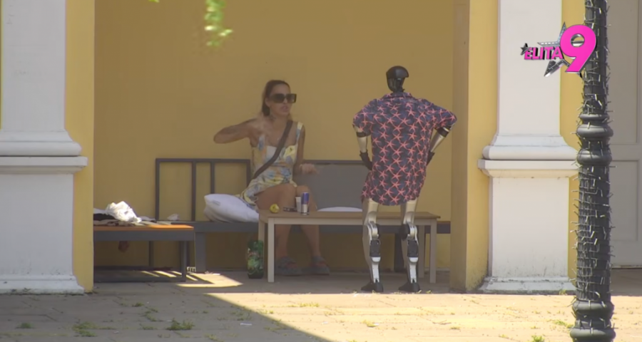 LUKA ULAZI U "ELITU 10" BEZ TRUDNE ANITE!? Isplivala ŠOK-informacija! Učesnici bruje o Stanojlovićki i njenom dečku! (VIDEO)