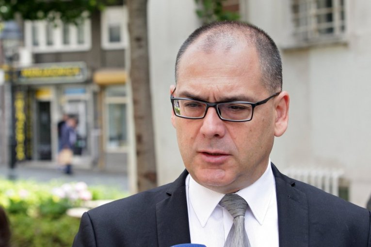 U toku pretres stana i kancelarije Aleksandra Radića zbog učešća u pravljenju afere "zvučni top"