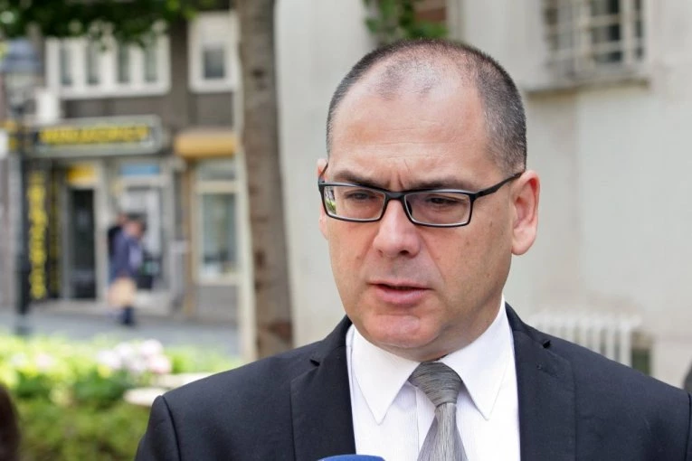 U toku pretres stana i kancelarije Aleksandra Radića zbog učešća u pravljenju afere "zvučni top"