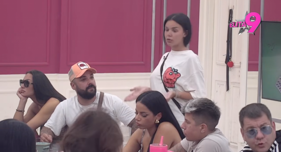 ISPLIVAO PRLJAV VEŠ ANITE STANOJLOVIĆ I ANDJELA RANKOVIĆA: Muk u Beloj kući - ZGROZILI NACIJU SVOJOM INTIMOM!