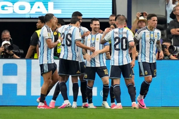 ARGENTINA - AUSTRIJA! Istorijsko poluvreme obeleženo Mesijevim rekordom (VIDEO)