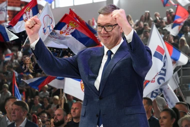 "KADA SMO ZAJEDNO, MOŽEMO VIŠE!" Oglasio se Vučić sa jasnom porukom: Vidimo se 27. juna!