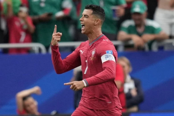 LIONEL MESI O OVOME MOŽE SAMO DA SANJA! Kristijano Ronaldo oborio svetski rekord koji nikada neće biti srušen!
