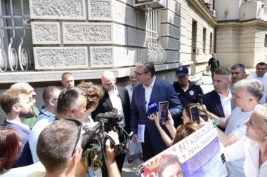 ŠOK NA N1 - APLAUZ VUČIĆU UŽIVO U PROGRAMU! Radnici GSP pozdravili predsednika, koji je obećao rešenje problema! (VIDEO)
