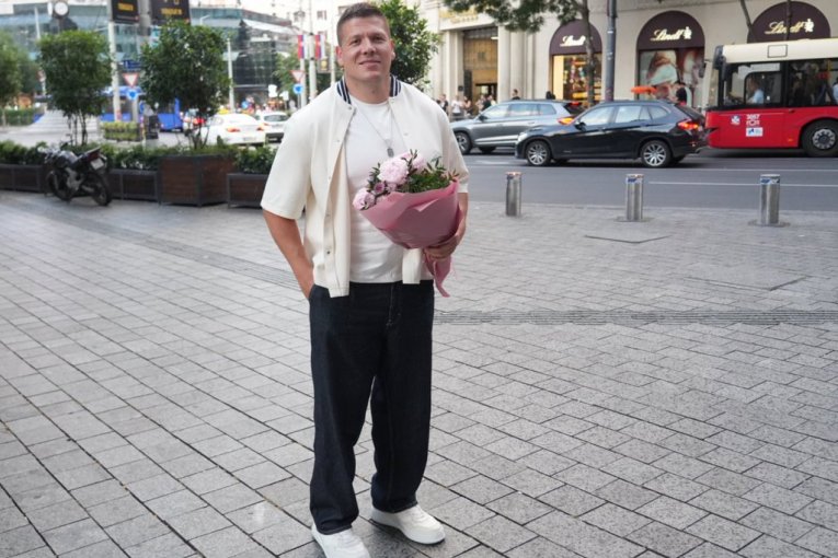 Sloba Radanović, pevač