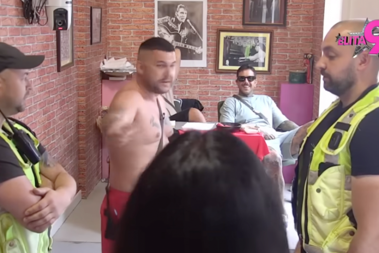 Aneli Ahmić i Stanija Dobrojević napadaju Asmina Durdžića