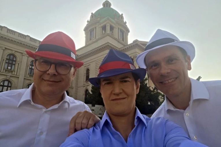 TROBOJKE I ŠEŠIRI U BOJAMA ZASTAVE! Vučević, Brnabićeva i Mali uputili poziv za skup 27. juna (FOTO)