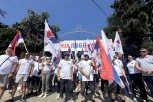 REKE LJUDI SLIVAJU SE KA PRESTONICI! Građani iz Aranđelovca krenuli ka Beogradu na veliki skup! (FOTO, VIDEO)