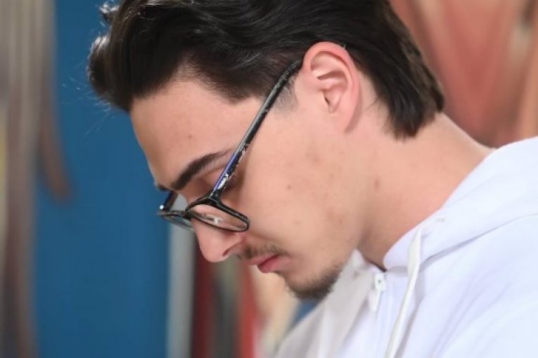 Student Dušan Vasiljević prešao pešice više od 680 kilometara do manastira na Meteorima