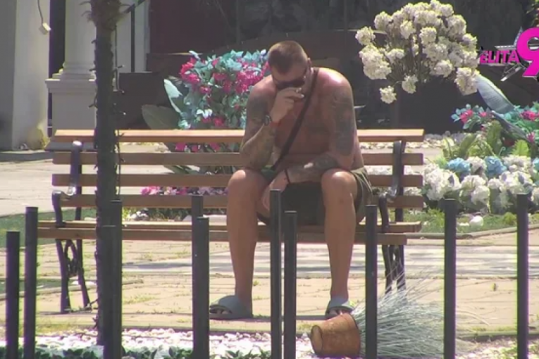 Janjuš tuguje