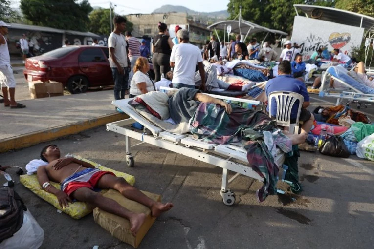 BROJ RASTE IZ ČASA U ČAS! Više od 26.000 osoba vodi se kao nestalo nakon stravičnog zemljotresa u Venecueli!