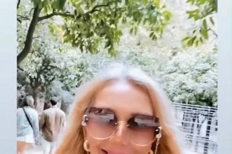 Šarovićeva sestra na luksuznim putovanjima