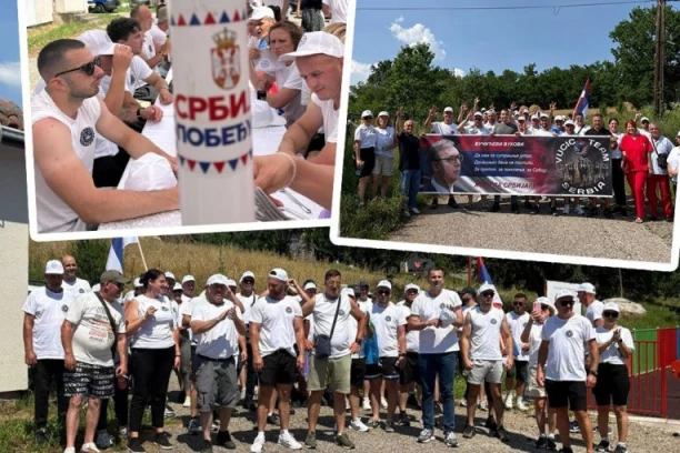 GRAĐANI IZ SREMSKE MITROVICE KRENULI KA BEOGRADU NA VELIKI SKUP! Veličanstveni prizori: Celoj Srbiji poslali SNAŽNU PORUKU! (FOTO, VIDEO)