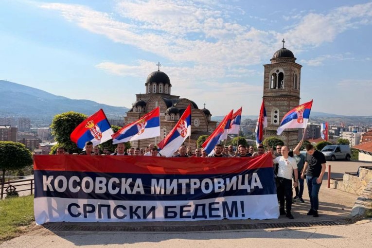 Srbi sa KiM krenuli ka Beogradu