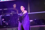 SRBIJA U SUZAMA ZBOG MARTE SAVIĆ: Kolege stale uz pevačicu nakon brutalnog napada!