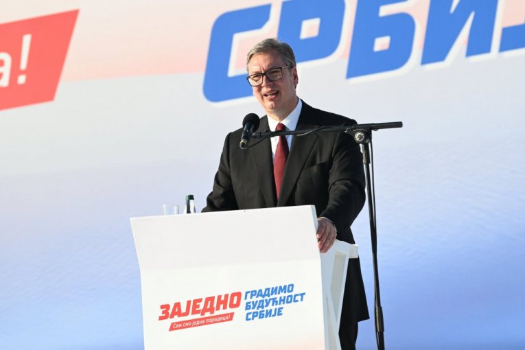 "PONOSAN NA NAŠ NAROD! ZAJEDNO MOŽEMO SVE"! Vučićeve reči protutnjale svetom, SVI SU VEČERAS GLEDALI U SRBIJU!