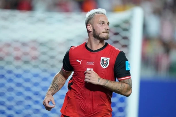 RASPLET U GRUPI J: Argentina duplirala prednost, Arnautović trese mrežu Alžira!