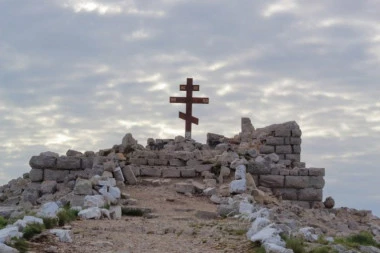 ZAŠTO SE NEPRIJATELJI SRBA PLAŠE DANAŠNJEG PRAZNIKA: Vidovdanski duh i kosovski zavet