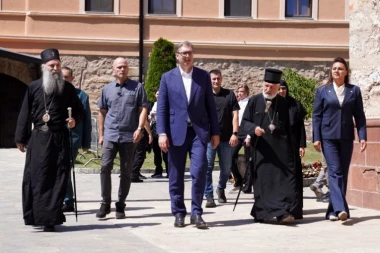 "RAVANICA JE MNOGO VIŠE OD MANASTIRA!" Predsednik se oglasio nakon posete naše velike svetinje: "Ona je mesto koje vekovima čuva našu veru!" (VIDEO)