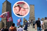 NA GAZIMESTANU PRIVEDENO 36 SRBA, MEĐU NJIMA I MALOLETNIK! Oglasio se advokat uhapšenih!