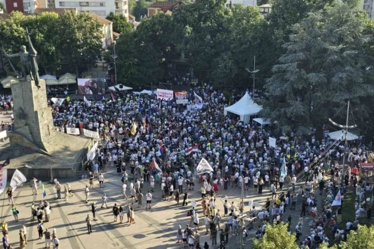 PONOVO „OTKOPANE SEKIRE“ IZMEĐU ŠTETOČINSKIH GRUPACIJA BLOKADERA I OPOZICIONIH LEŠINARA!