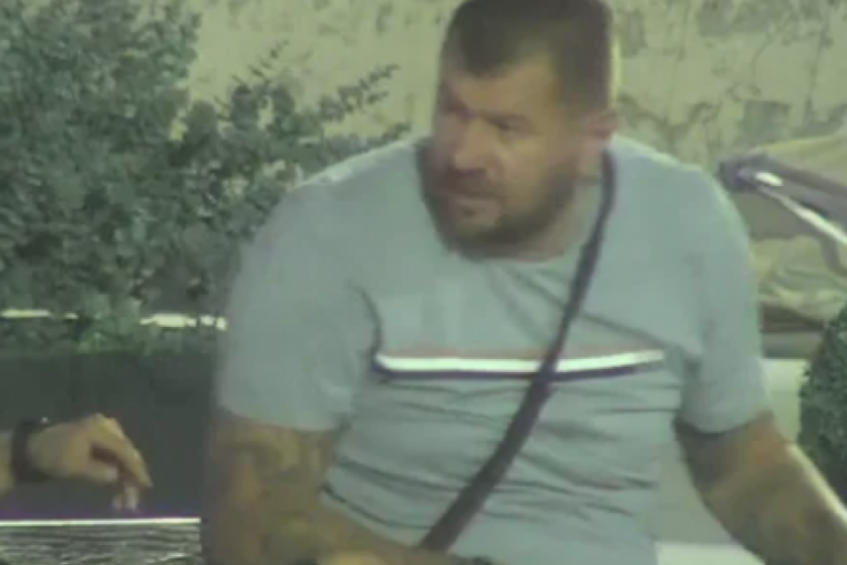 Janjuš Elita 9