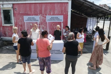 Prava, podrška i životni izazovi: Stručnjaci obišli porodice u riziku u Ripnju