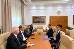 Premijer Macut sa predstavnicima Direktorata civilnog vazduhoplovstva o daljem razvoju